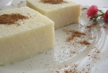 İrmik Pastası Tarifi ve Malzemeleri